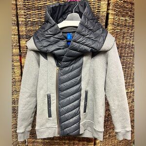Kit and Ace - Womens Gray/Black Womens Fleece and Down Jacket, Size:2‎